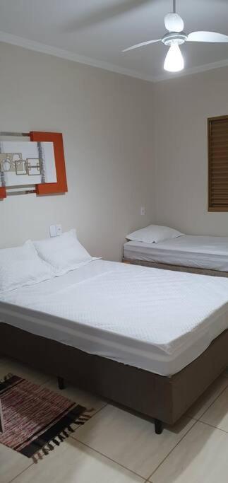 Resort&Lazer Piscinas, Beach Tenis, Bike, Golfe, Pesca, Ar, Wifi Fibra, Tv A Cabo E Lareira Агуас-ди-Санта-Барбара Экстерьер фото