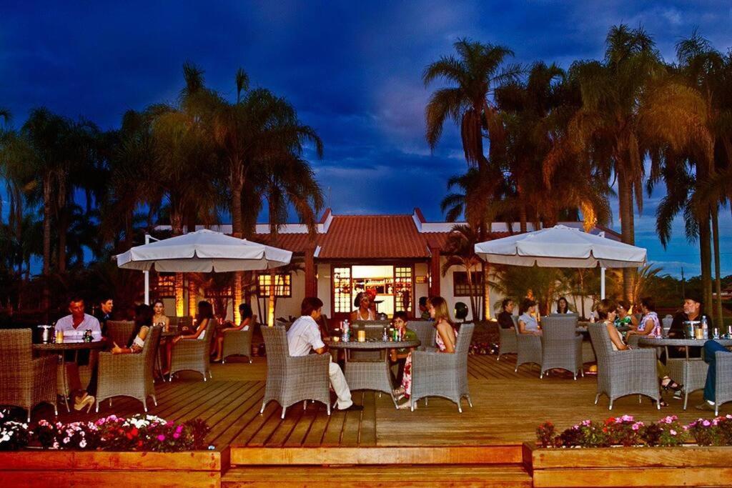 Resort&Lazer Piscinas, Beach Tenis, Bike, Golfe, Pesca, Ar, Wifi Fibra, Tv A Cabo E Lareira Агуас-ди-Санта-Барбара Экстерьер фото